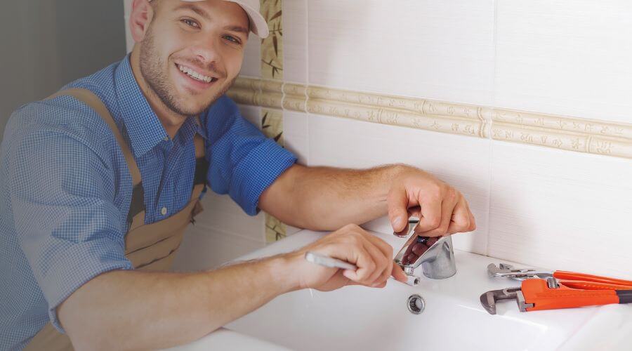 Professional septic pumping service in McDade, TX